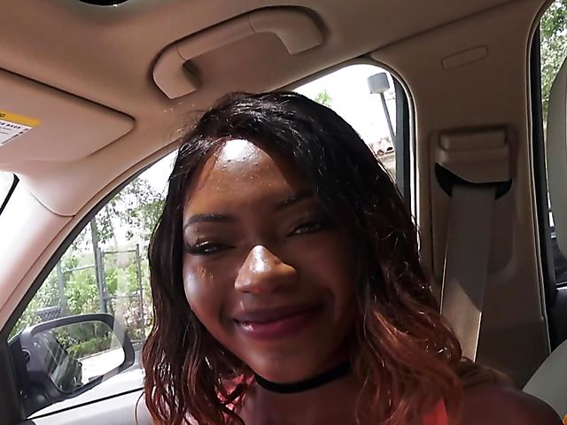 Black GF Noemie Bilas loves it white