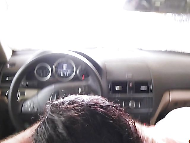 Black GF Noemie Bilas loves it white