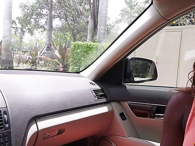 Black GF Noemie Bilas loves it white