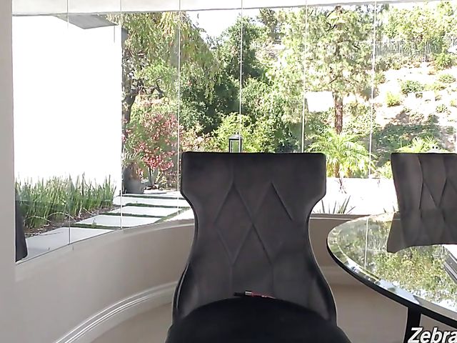 Interracial lesbian threesome with blonde Aaliyah Love