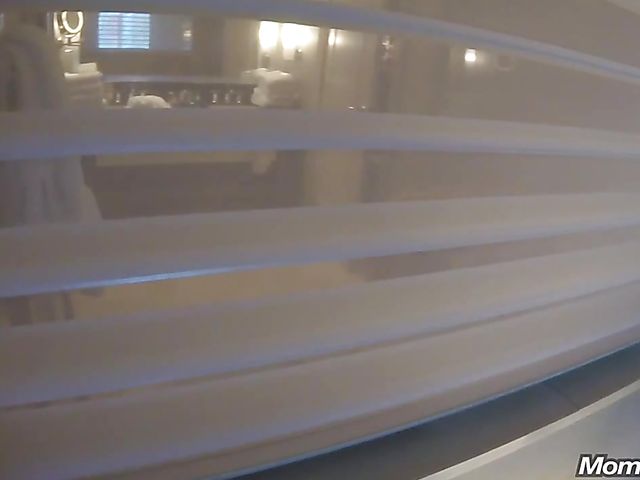 Fun in the hotel with big boobs MILF Barbie