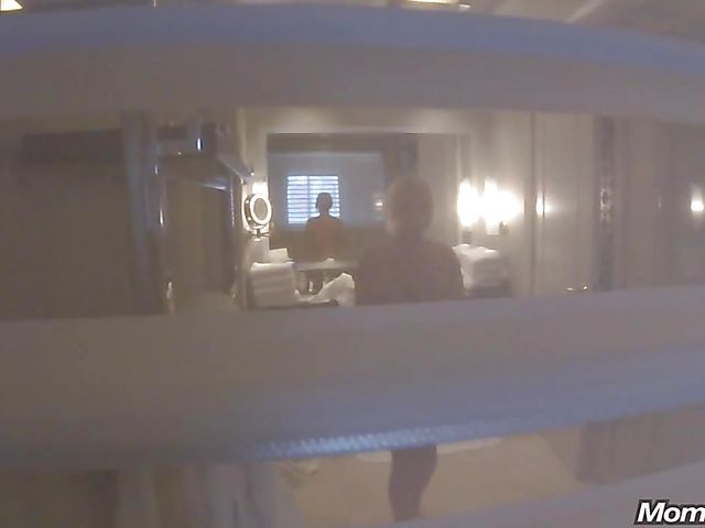 Fun in the hotel with big boobs MILF Barbie