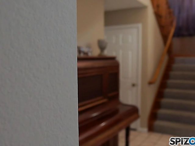 POV fuck in the bedroom with stacked Alix Lynx