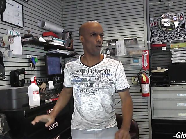 Gloryhole interracial fun with teen Haley Reed