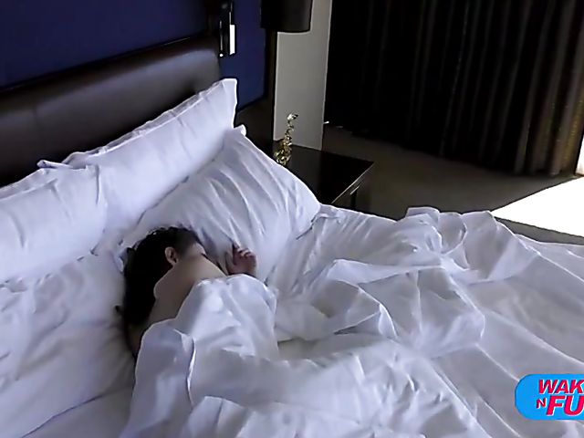 Morning anal sex with sweet GF Lucie Cline