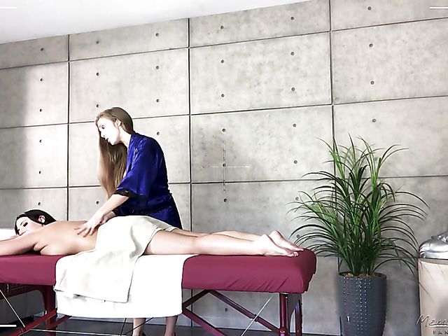 Huge tits lesbian Angela White gets massaged by Lena Paul