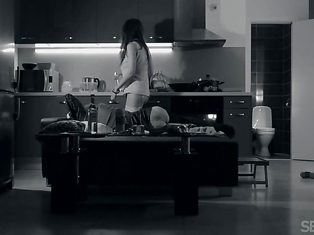 Hairy pussy masturbation in the morning after