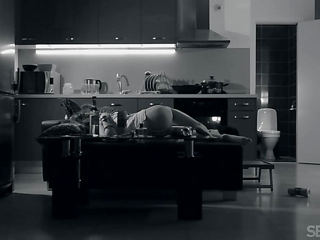 Hairy pussy masturbation in the morning after