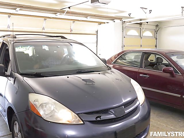 Asian schoolgirl Sami Parker gets throated and banged