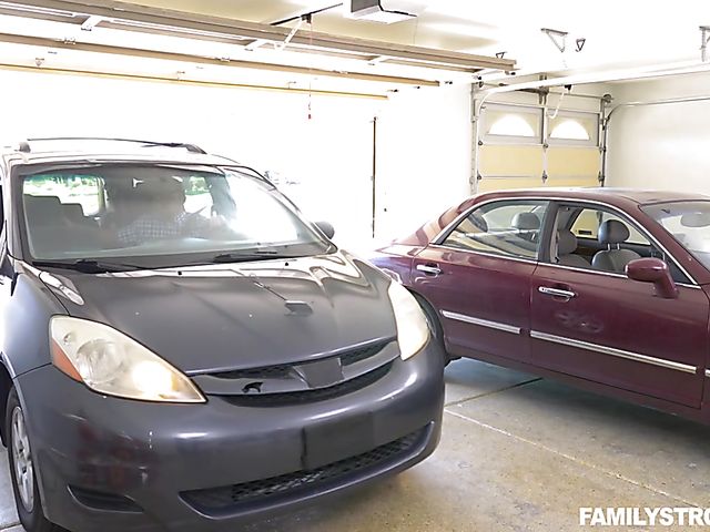 Asian schoolgirl Sami Parker gets throated and banged