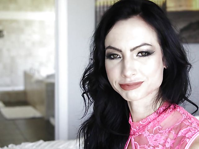 Portia Harlow - Raven haired MILF throat fucked