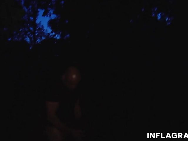 Sex in public with redheaded Mia De Berg