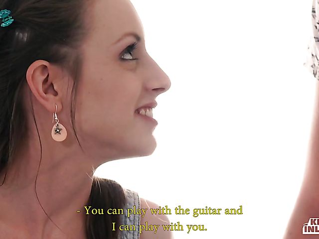 Isabella Livi and Natalia Pearl - Mom and girl anal threesome