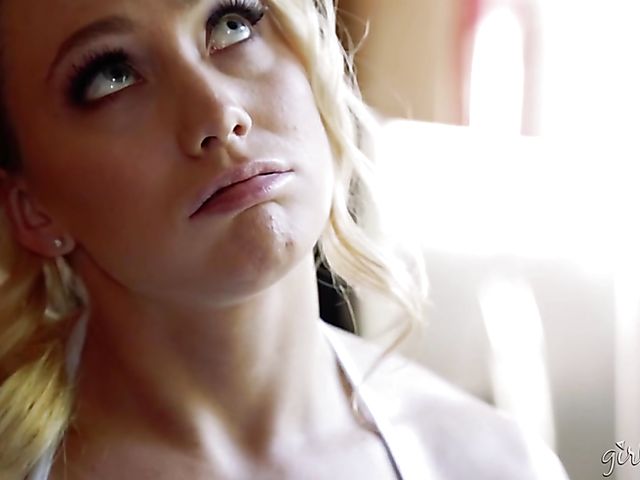 AJ Applegate and Jelena Jensen lesbian play