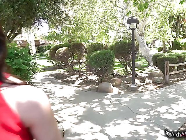 Big tits mature reporter Kendra Lust gets humped