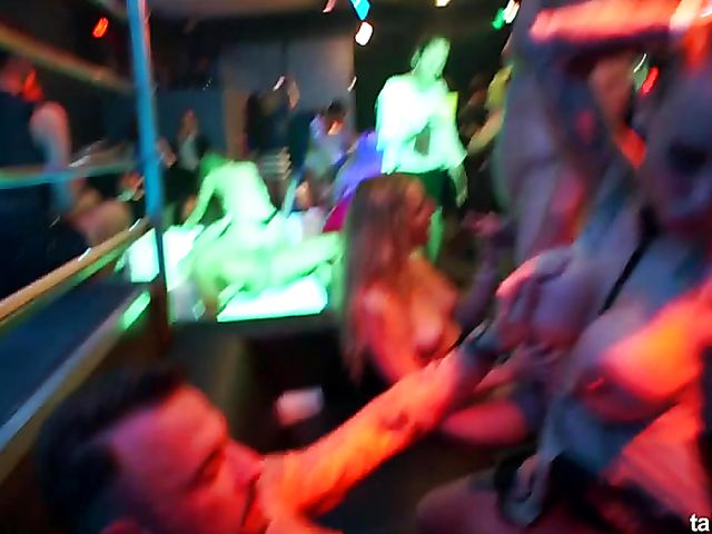 Night club orgy with babes on booze