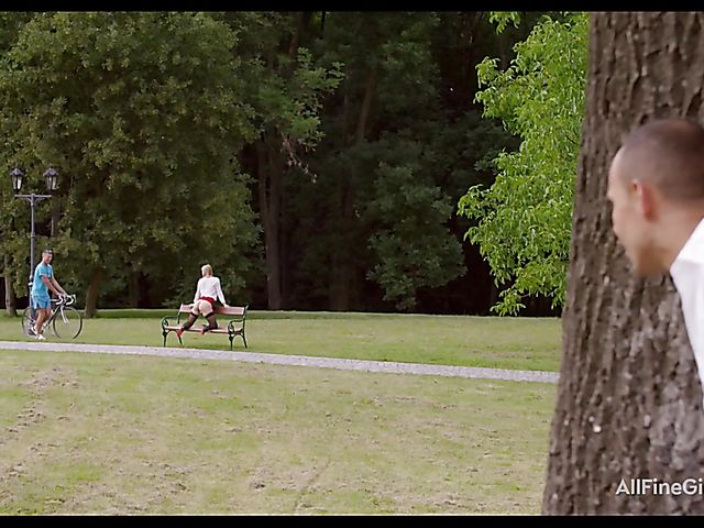 Ass fuck in the park with super cute Violette