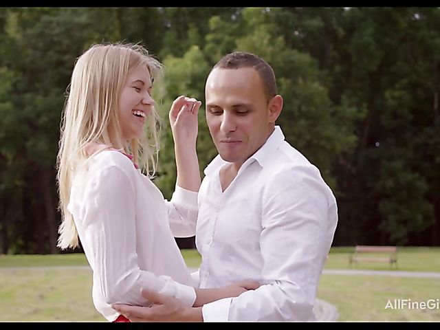 Ass fuck in the park with super cute Violette