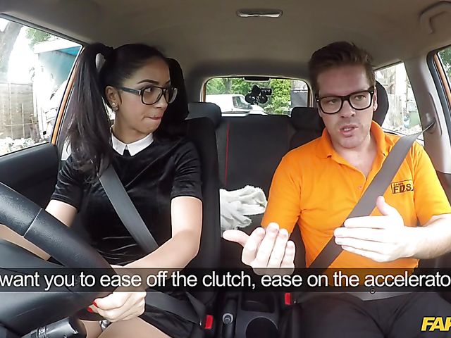 Bespectacled Spanish teen Julia De Lucia gets nailed in the car