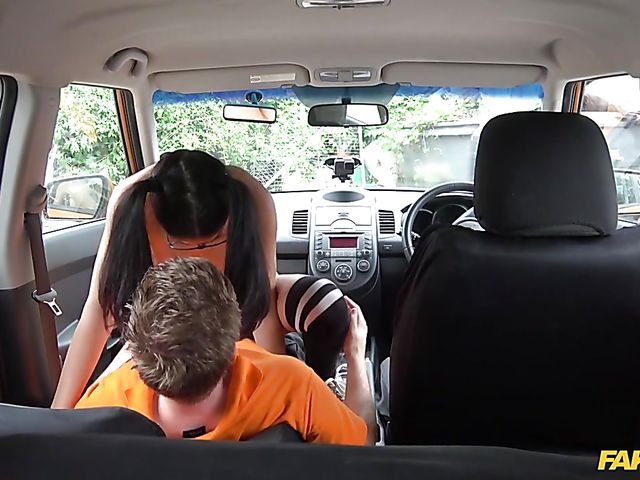Bespectacled Spanish teen Julia De Lucia gets nailed in the car