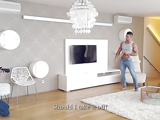 Ennio Guardi and Vinna Reed - Masked blowjob and fucking