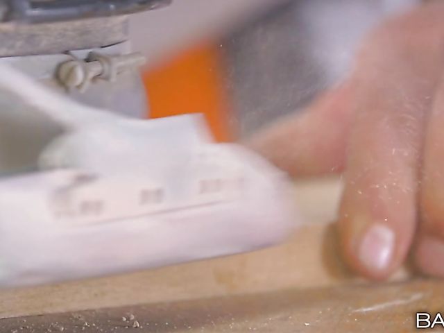 Blond anal girl Zazie Skymm gets banged by the carpenter