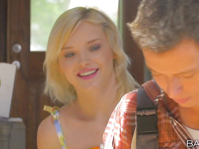 Blond anal girl Zazie Skymm gets banged by the carpenter