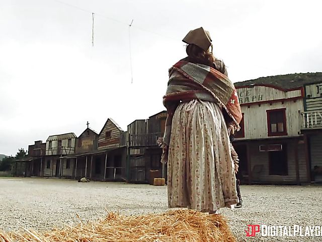 Canela Skin - Hardcore fuck in Wild West days