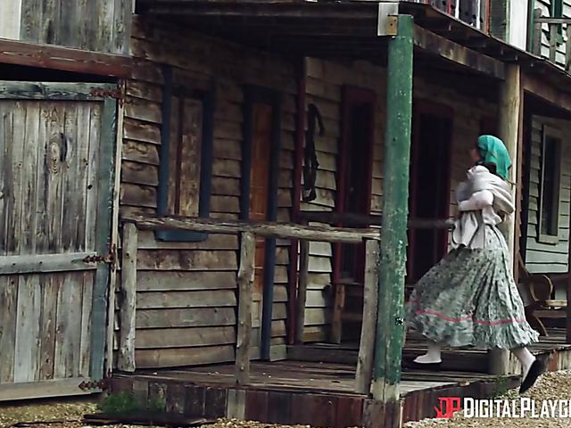 Canela Skin - Hardcore fuck in Wild West days