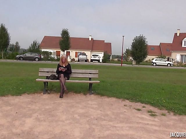 Outdoor old and young sex with 47-year-old Marta