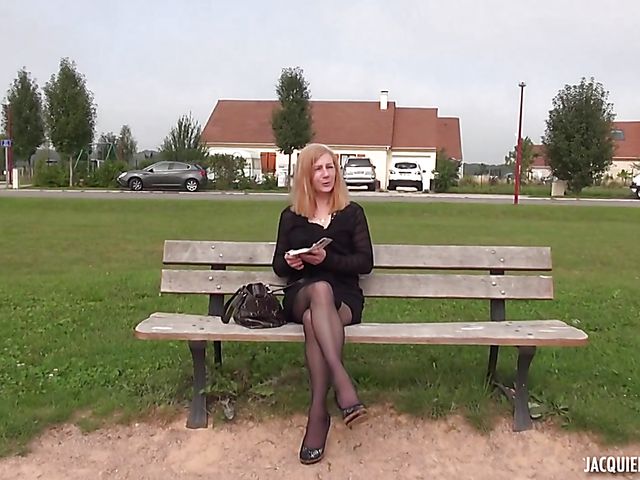 Outdoor old and young sex with 47-year-old Marta