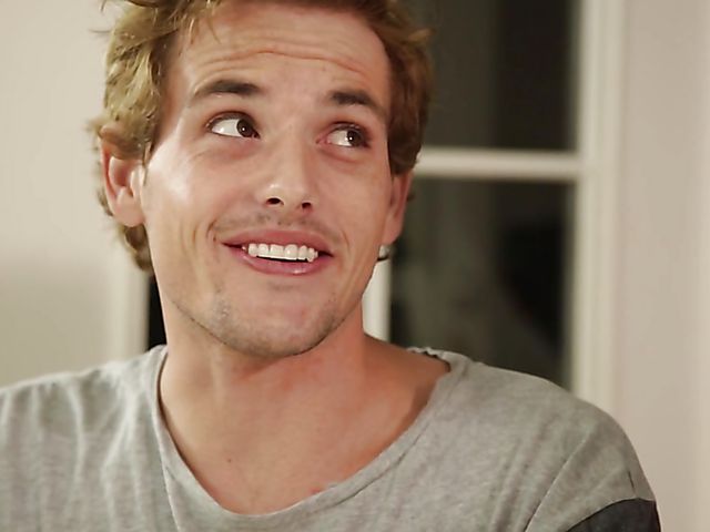 Alison Rey - Stepsister blowjob in the kitchen