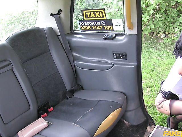 Fake taxi MILF Ella Bella rimming and fucking