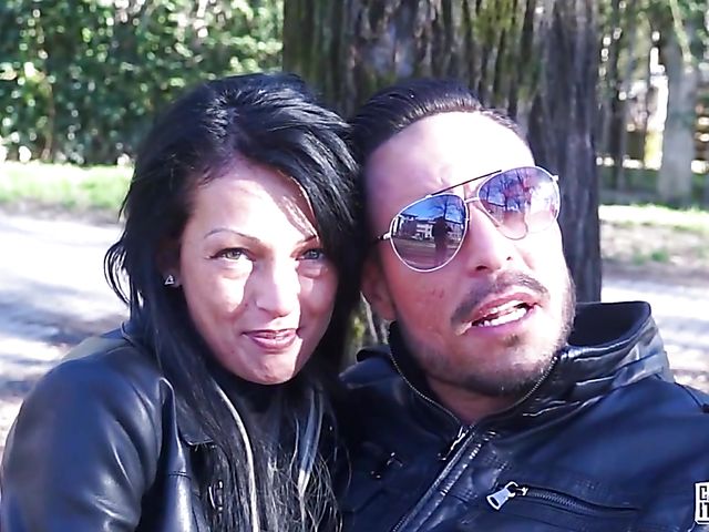 Italian amateur couple fuck for the camera