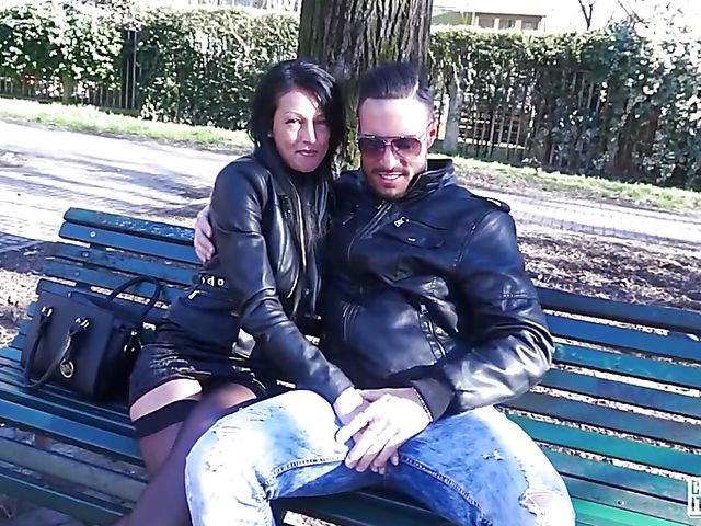 Italian amateur couple fuck for the camera