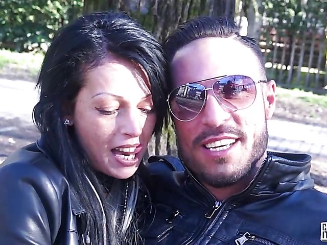 Italian amateur couple fuck for the camera