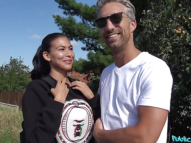 Busty girlfriend Heather Vahn fucking for money