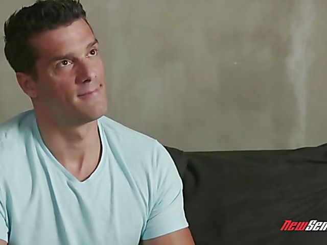 Short hair teen Cadey Mercury rides a man