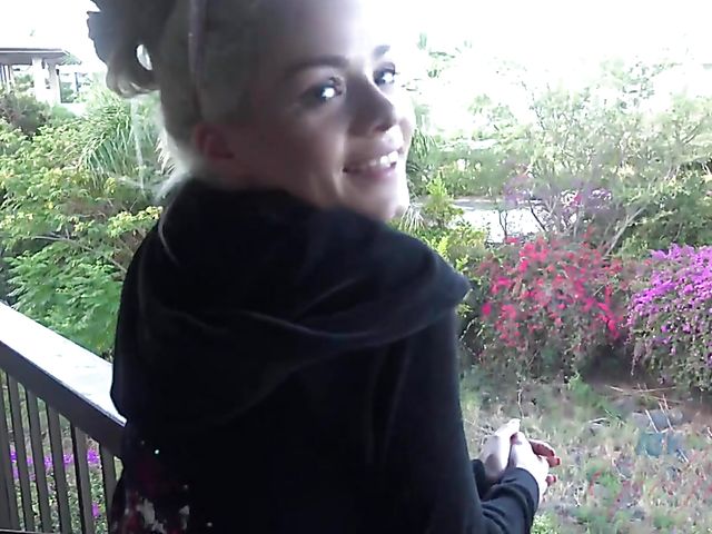 Car sex with his petite girlfriend Elsa Jean