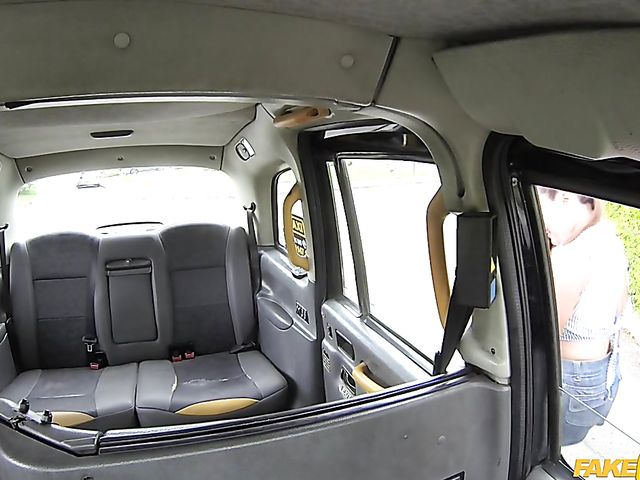 Chubby asian with big titties gets screwed in a taxi