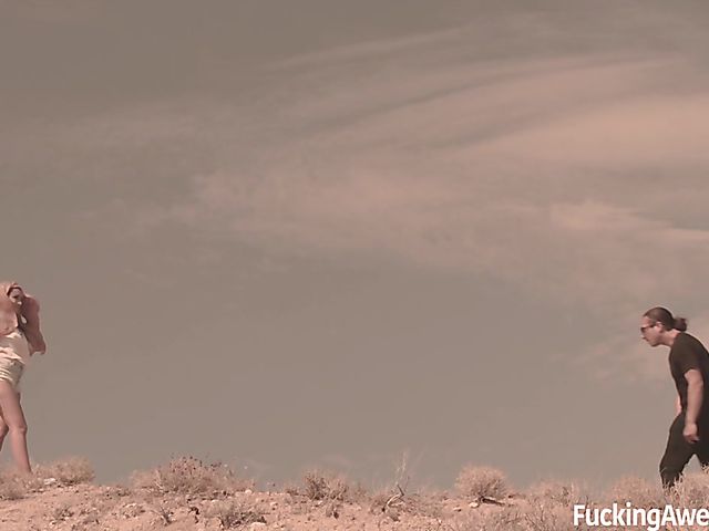 Hard fuck in the desert with Gabriella Paltrova