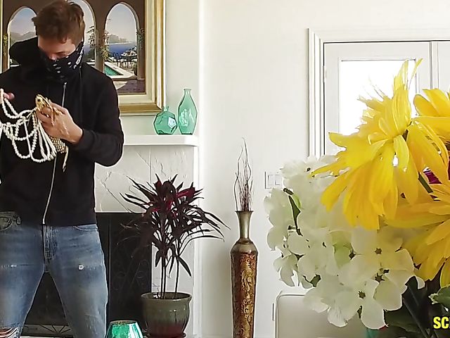 Ebony teen Honey Gold gets brutalized by Markus Dupree