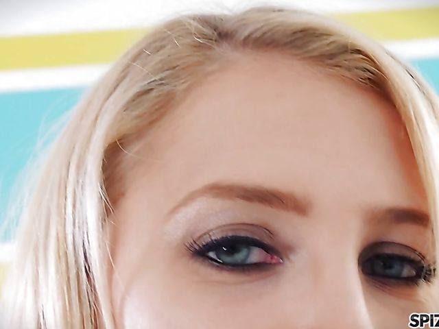 Alix Lynx - Blonde blowjob at its best