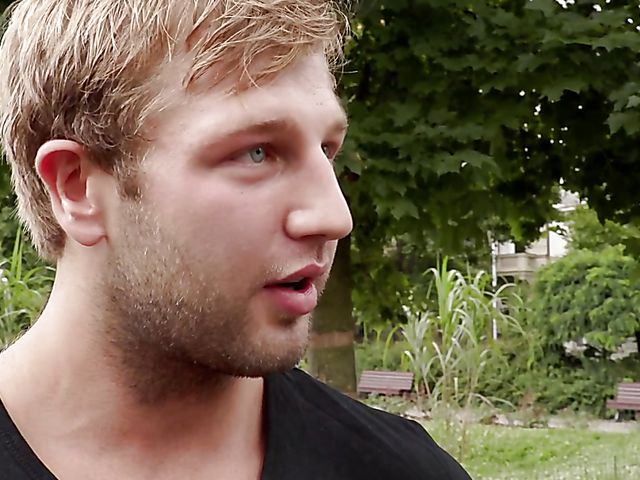 German blonde Cam Angel seduces James Blonder