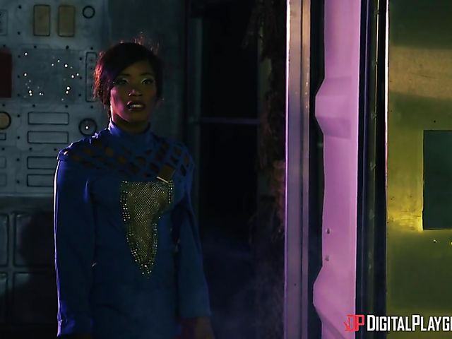 An interracial XXX parody with anal craving Kiki Minaj