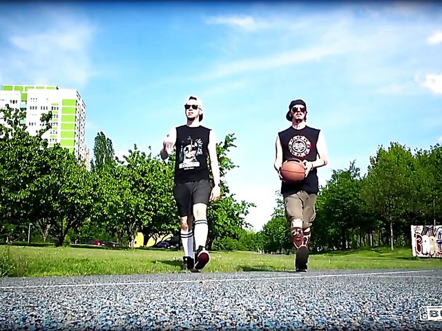 Busty slut Jolee Love gets fucked and squirts in the bus