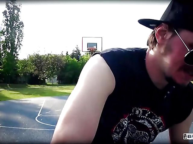 Busty slut Jolee Love gets fucked and squirts in the bus