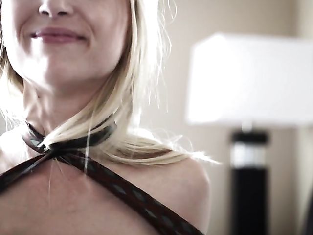 Petite slut seduces her black stepdad into sex