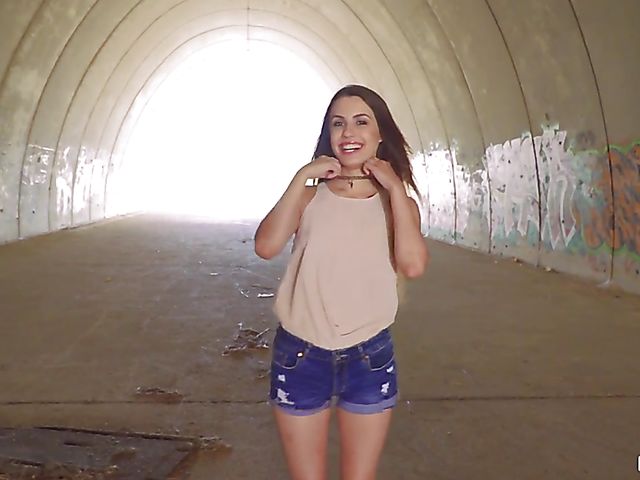 Petite girl Elle Rose takes a good size cock