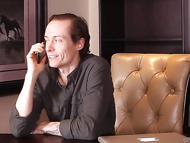 Pizza delivery from big tit BBW Samantha Mack